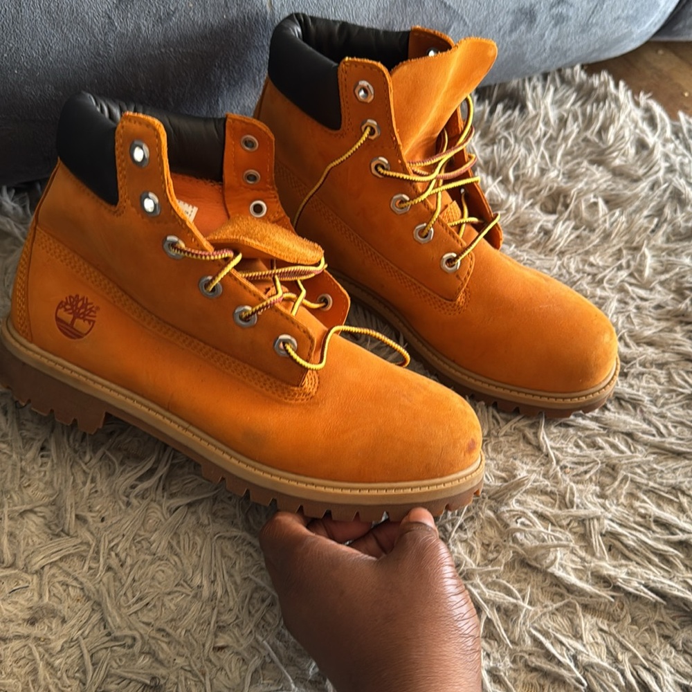 Used timbs - Picture 2 of 2